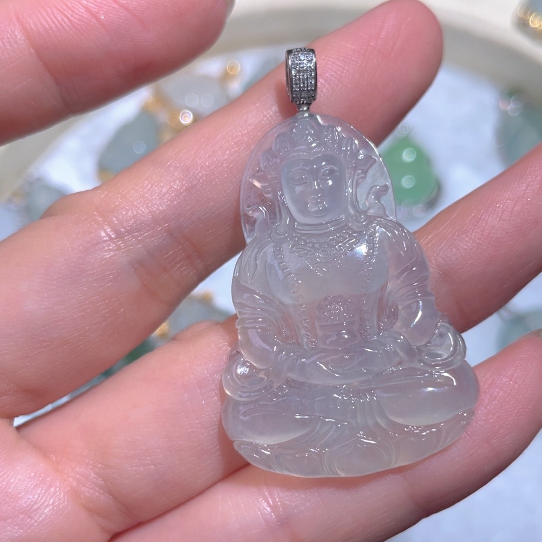 翡翠颈饰18K金镶嵌翡翠