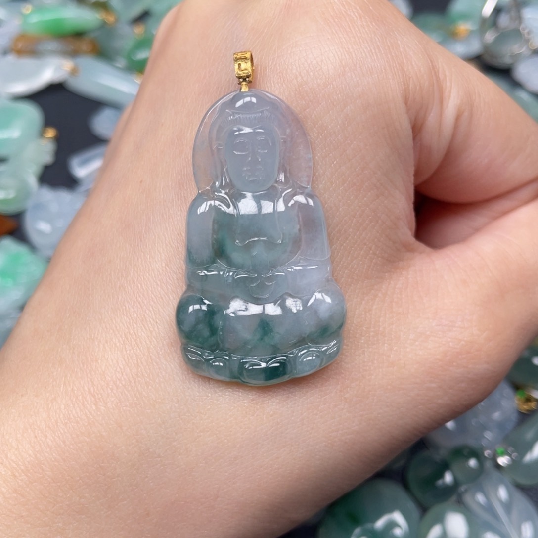 翡翠颈饰18K金镶嵌翡翠