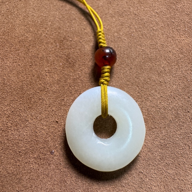 1726-和田玉小平安扣微绵特惠款不退换