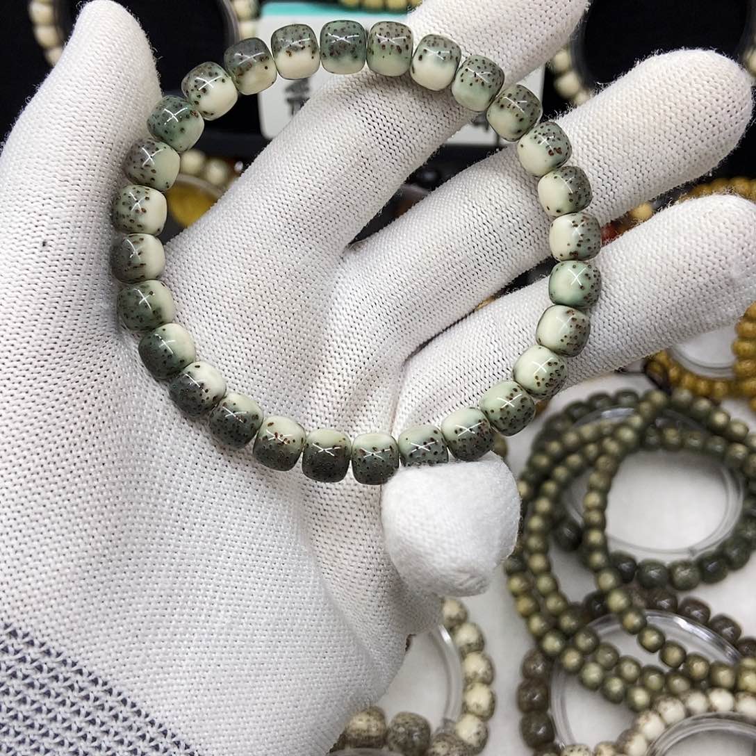 Y****吊坠星月菩提123456789