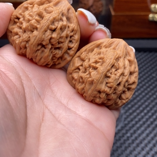 文玩核桃吊坠41全品虎头王