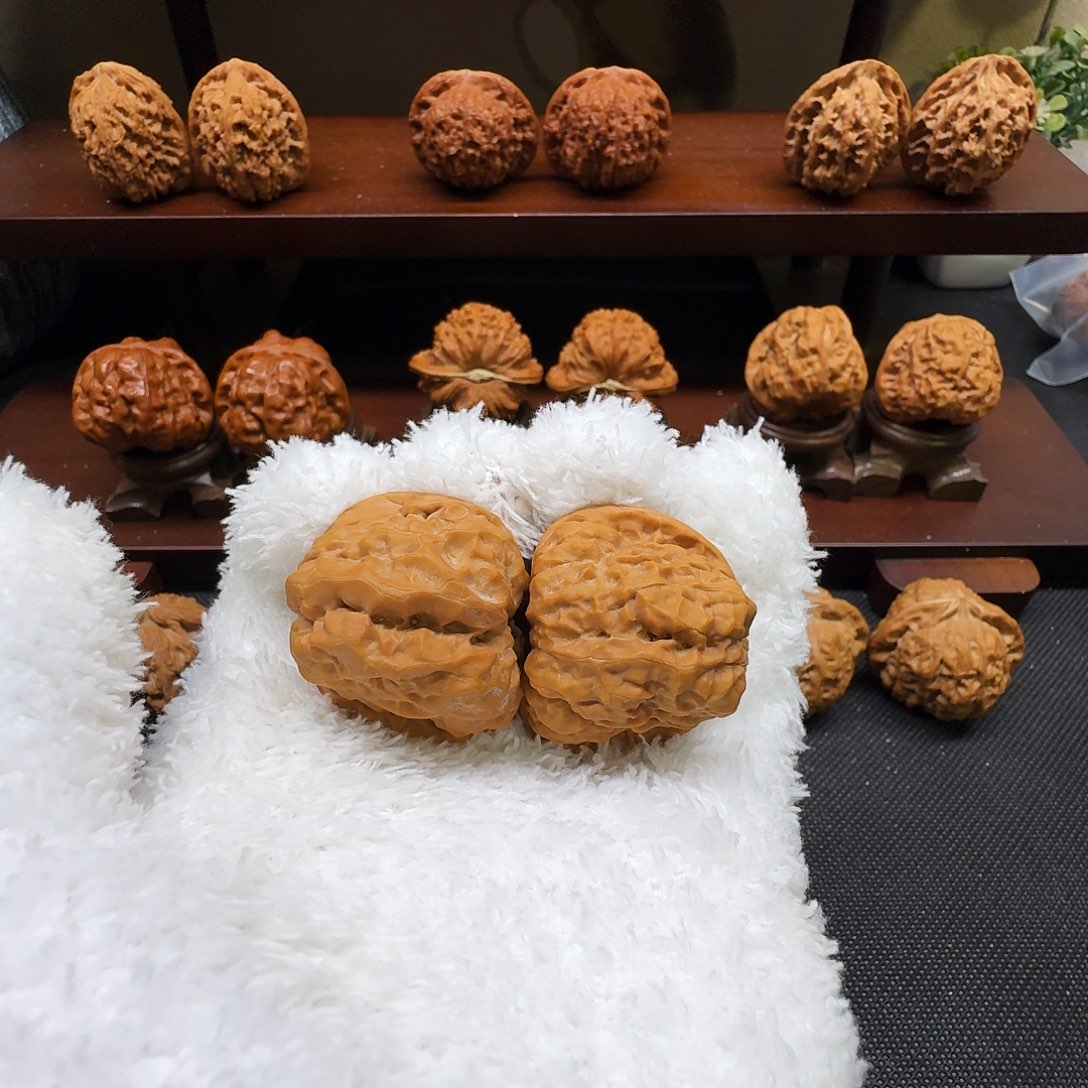 核桃手串/手链奶油蜡皮蛤蟆头36