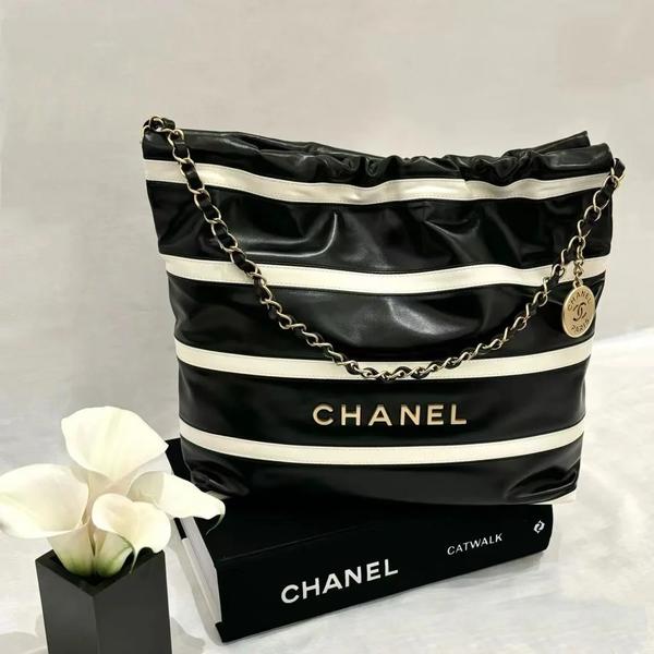 大吉中古/Chanel香奈儿黑白拼色22bag小号斜挎包