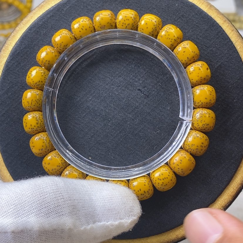 【闪购商品】星月菩提手串鸡油黄卡10尺寸