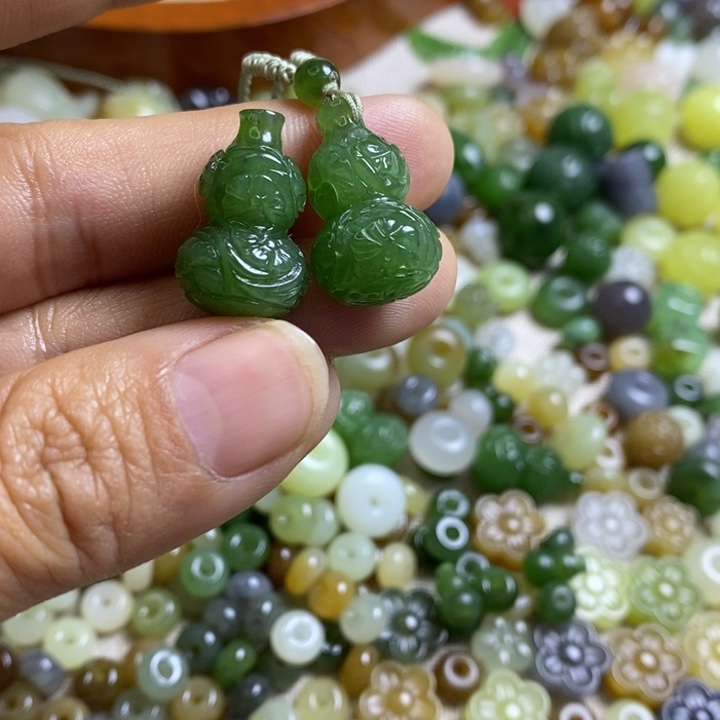 和田玉（糖玉）配件未镶嵌