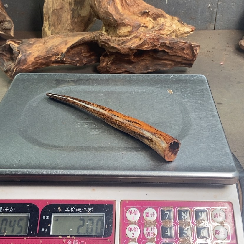 【闪购商品】黄花梨/降香黄檀腊**9