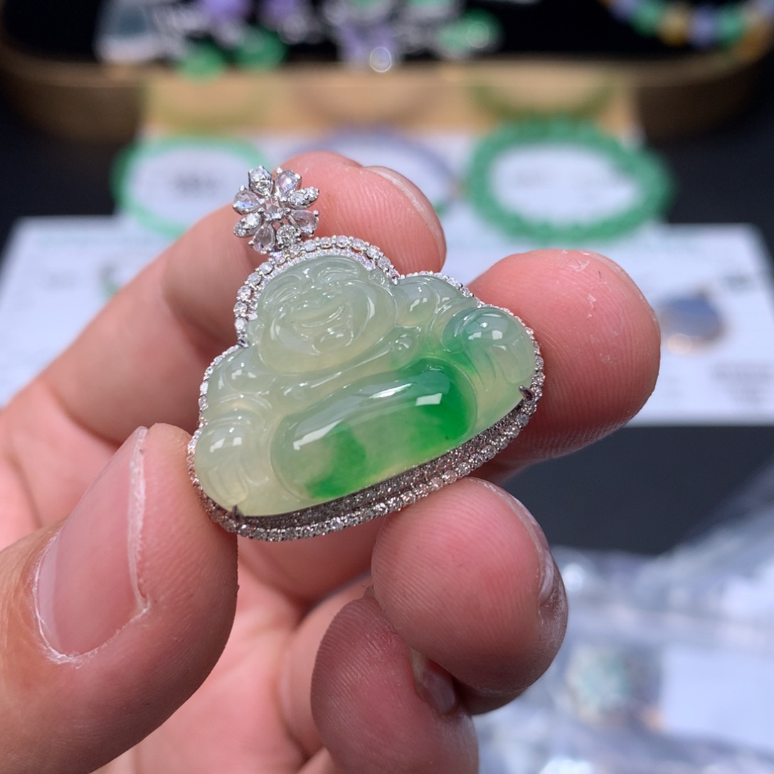 翡翠18K金镶嵌颈饰48小时鉴赏期退货不扣服务费