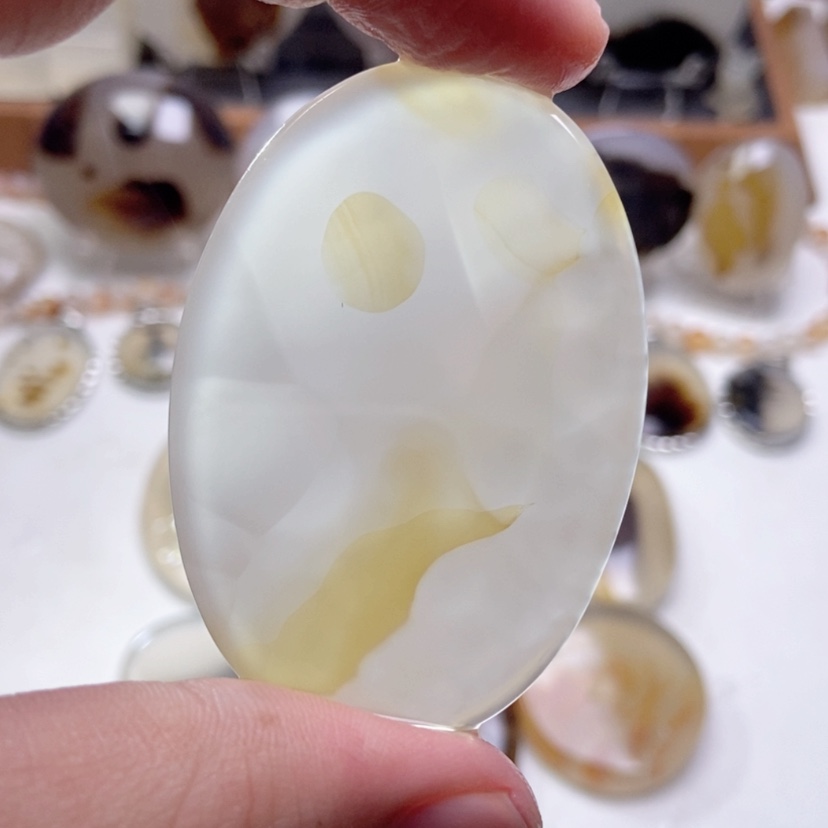 【闪购商品】玛瑙/玉髓颈饰未镶嵌