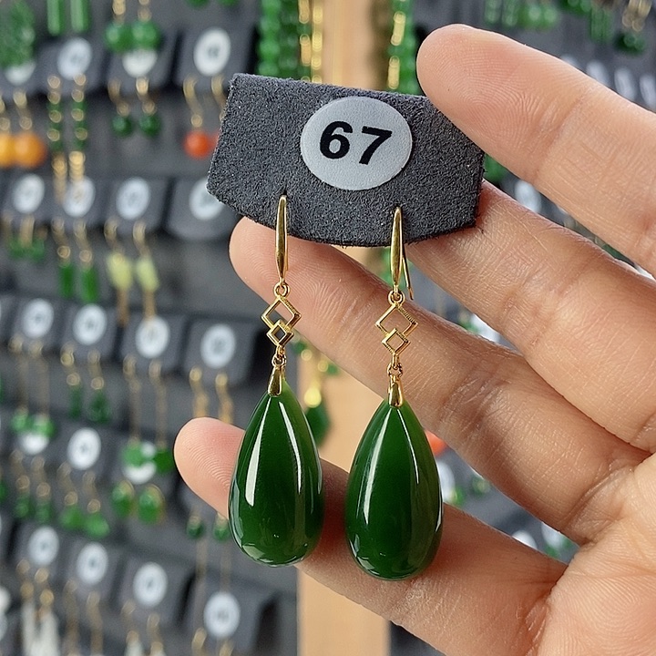 和田玉耳饰18K金镶嵌