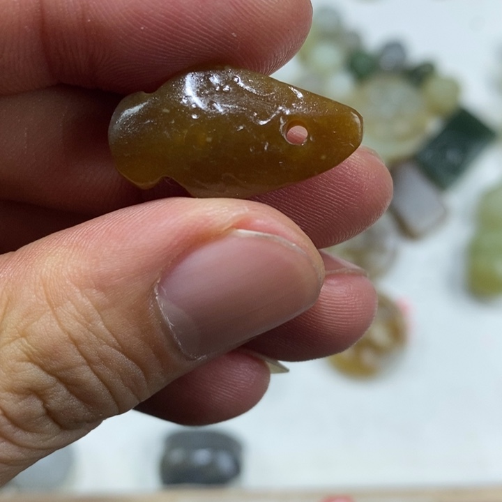 和田玉（糖玉）未镶嵌车挂