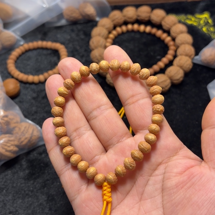 文玩核桃手串树王酸枣核小手持28+4