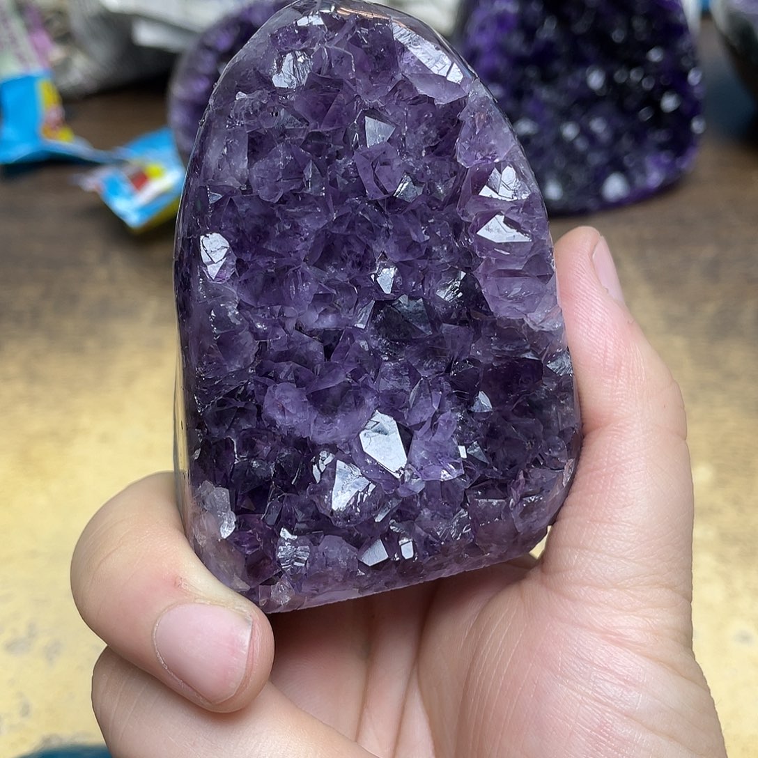 紫晶大型摆件（非配饰）未镶嵌