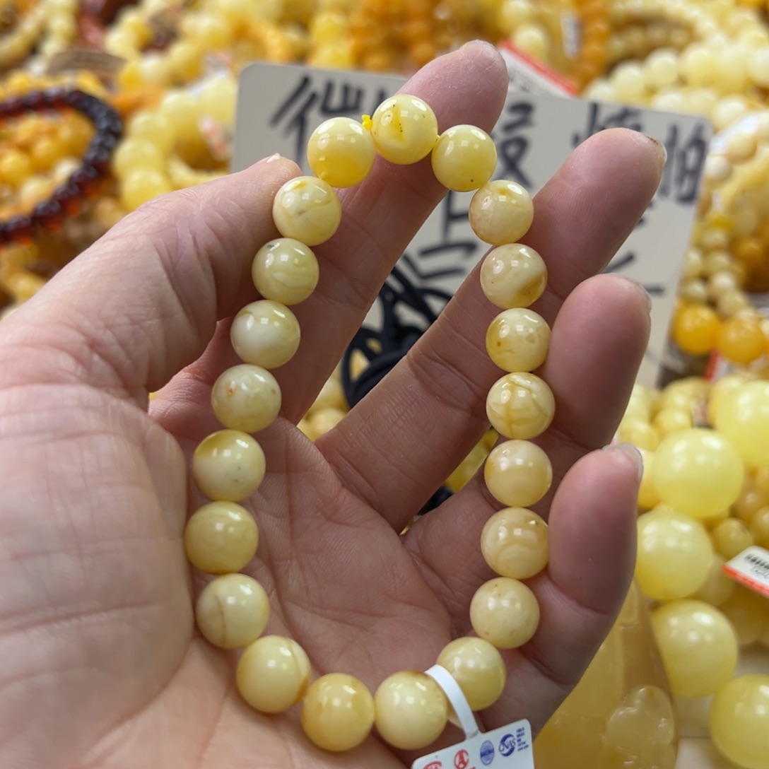 琥珀珠宝奇石未镶嵌