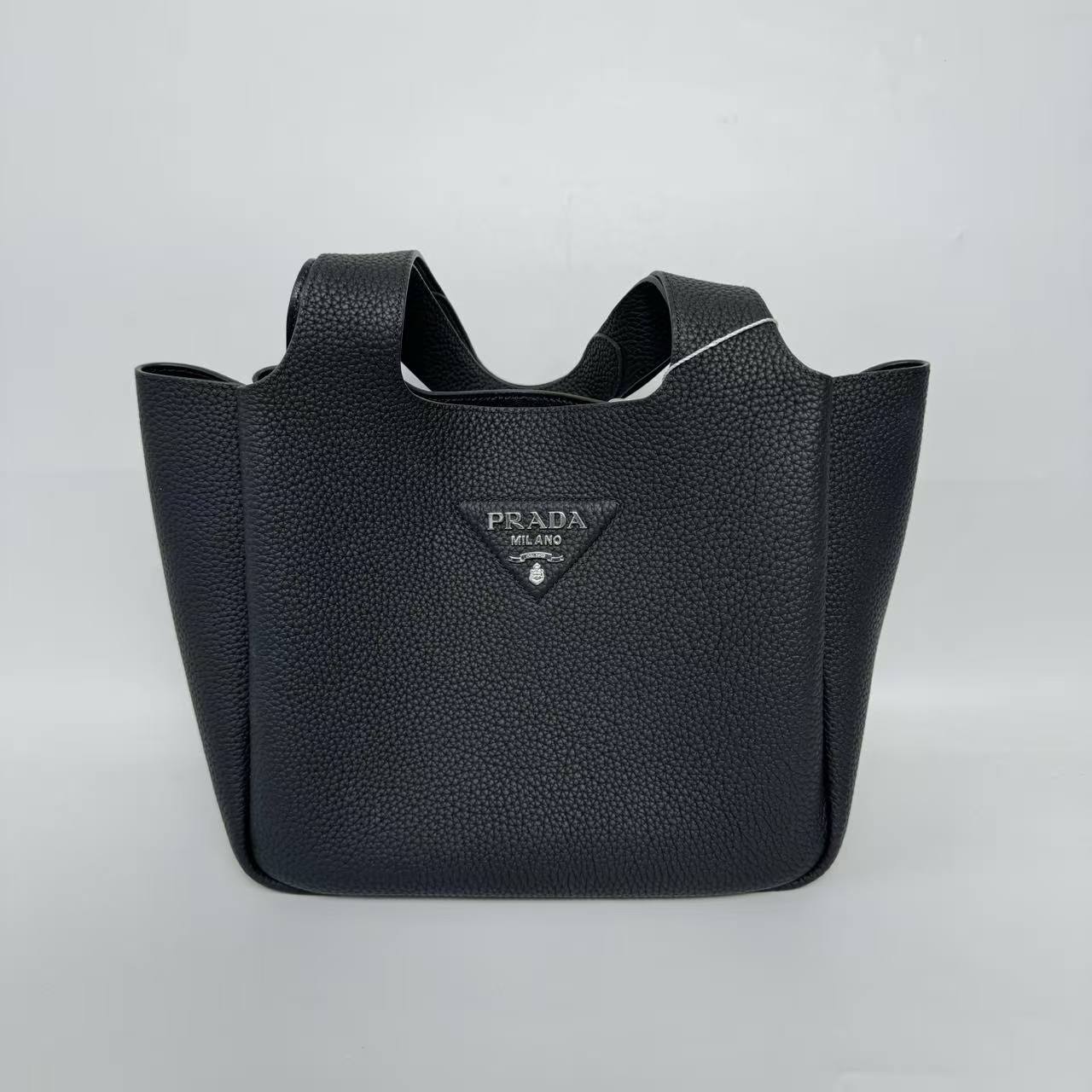 99新 Prada/普拉达 单肩包/包包/092210