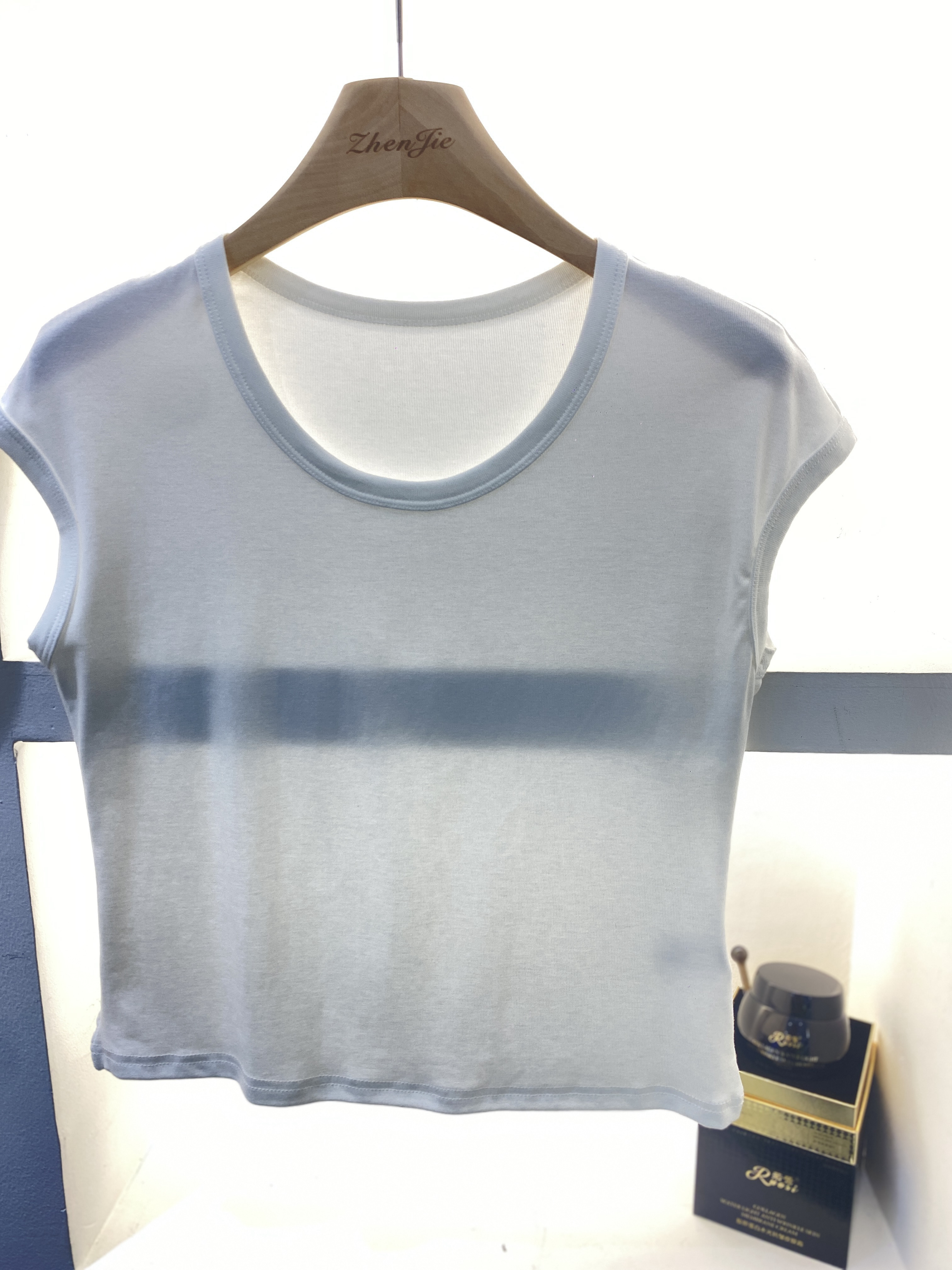 珍姐家皮膜霜白色小飞短袖