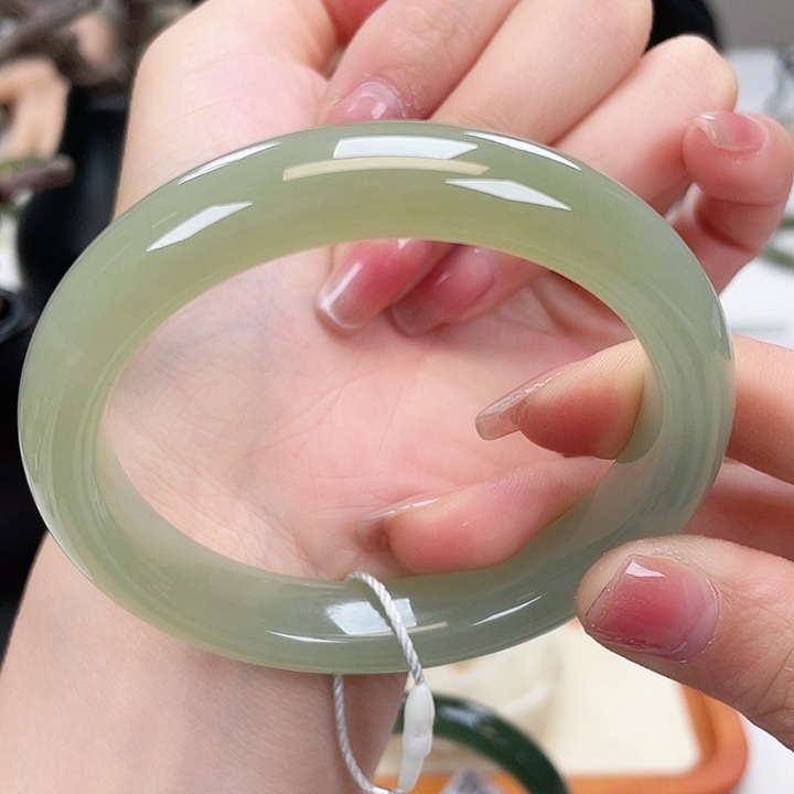 和田玉手镯5859未镶嵌