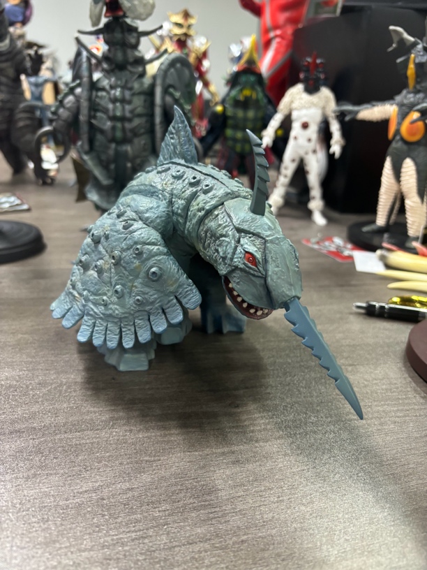 现货xplus萨梅鲸怪兽 奥特曼怪兽 树脂翻模雕像