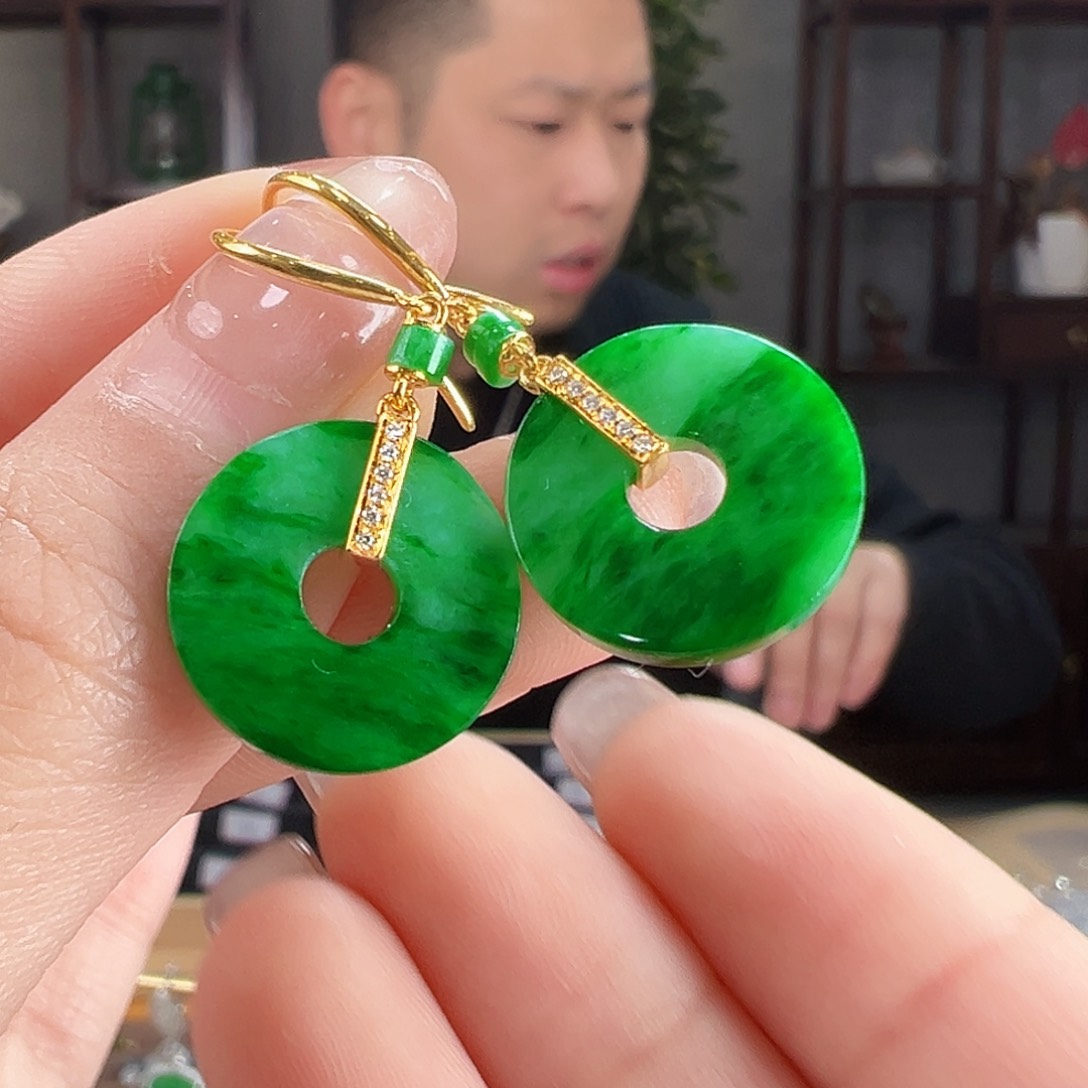 翡翠18K金镶嵌耳饰耳环