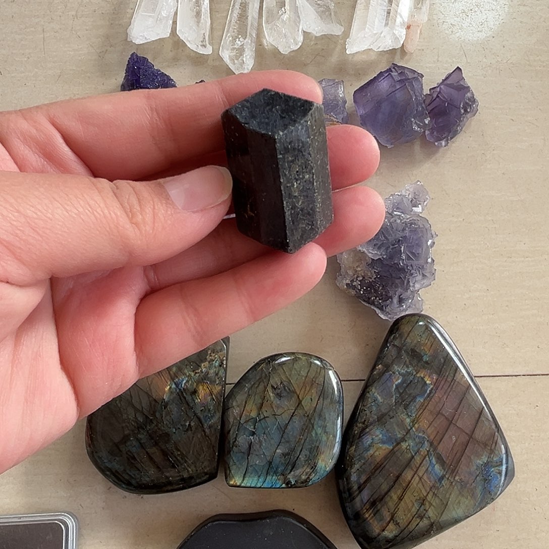 珠宝半成品水晶未镶嵌