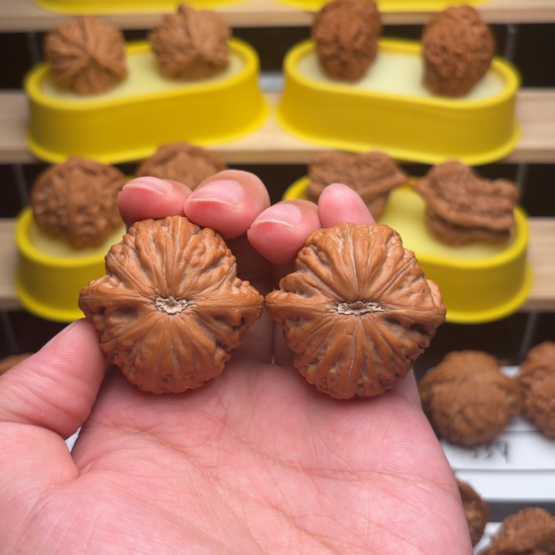 ****边把件文玩核桃41铁锤565