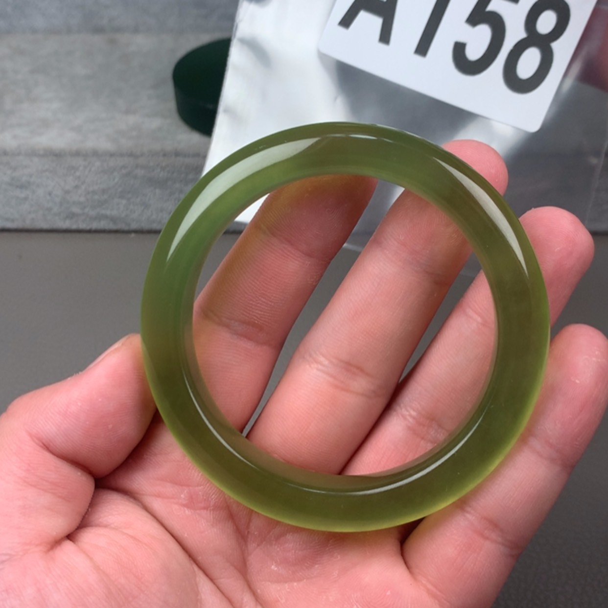 【闪购商品】未镶嵌蛇纹石玉岫玉
