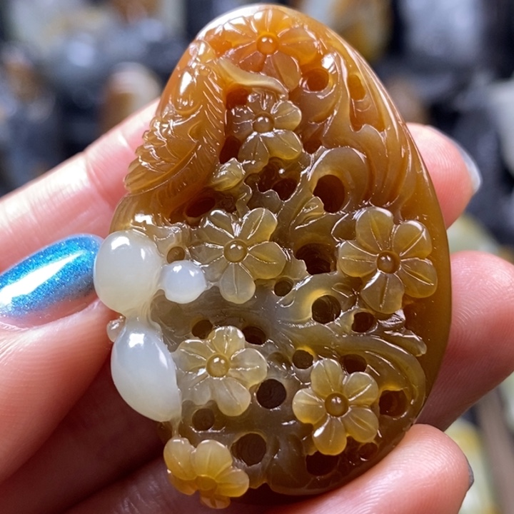 和田玉未镶嵌挂件