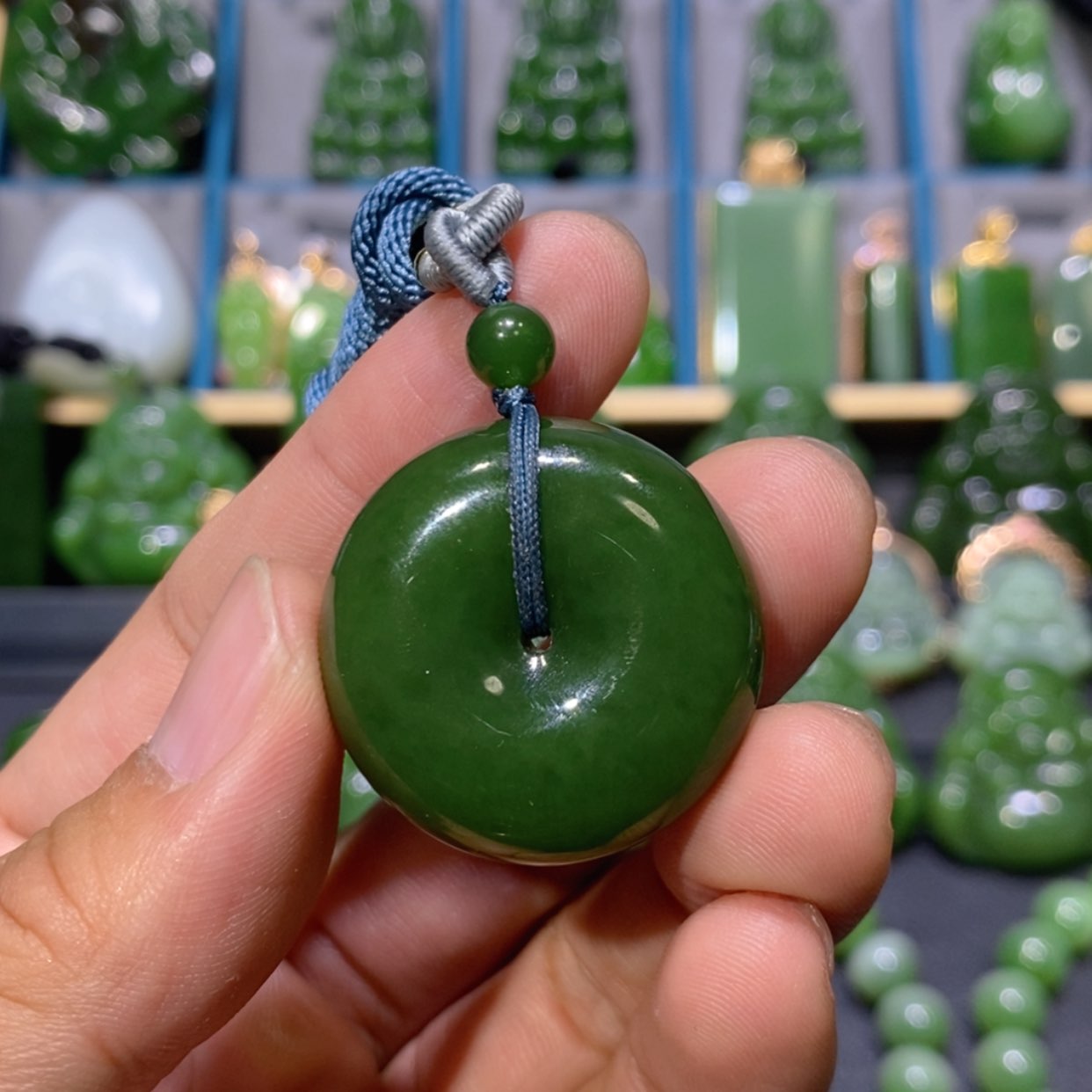 【闪购商品】和田玉吊坠(不含链)未镶嵌菠菜绿平安扣 30/12