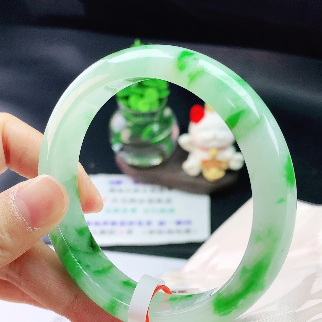 未镶嵌手镯翡翠62圈