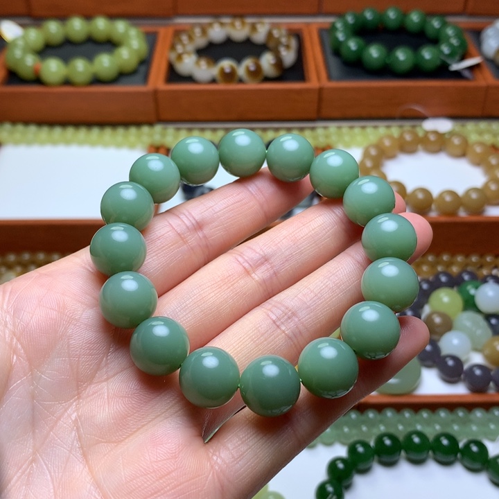 和田玉手串未镶嵌