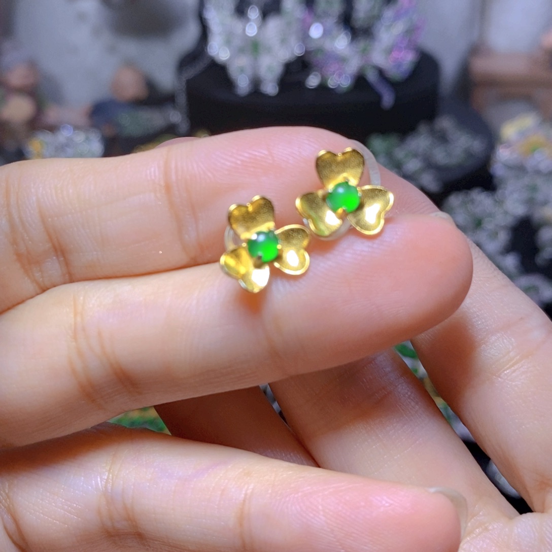 翡翠银S925镶嵌耳饰天然翡翠