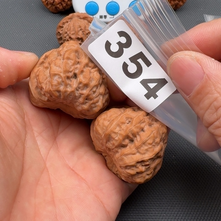 文玩核桃把件Y*Y蛤蟆