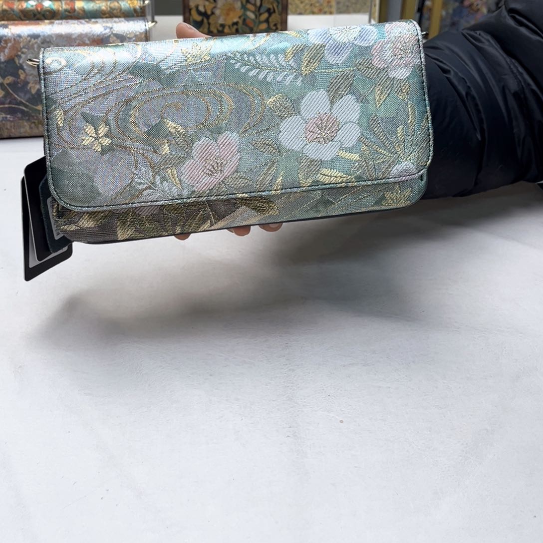 织绣新年快乐新年快乐