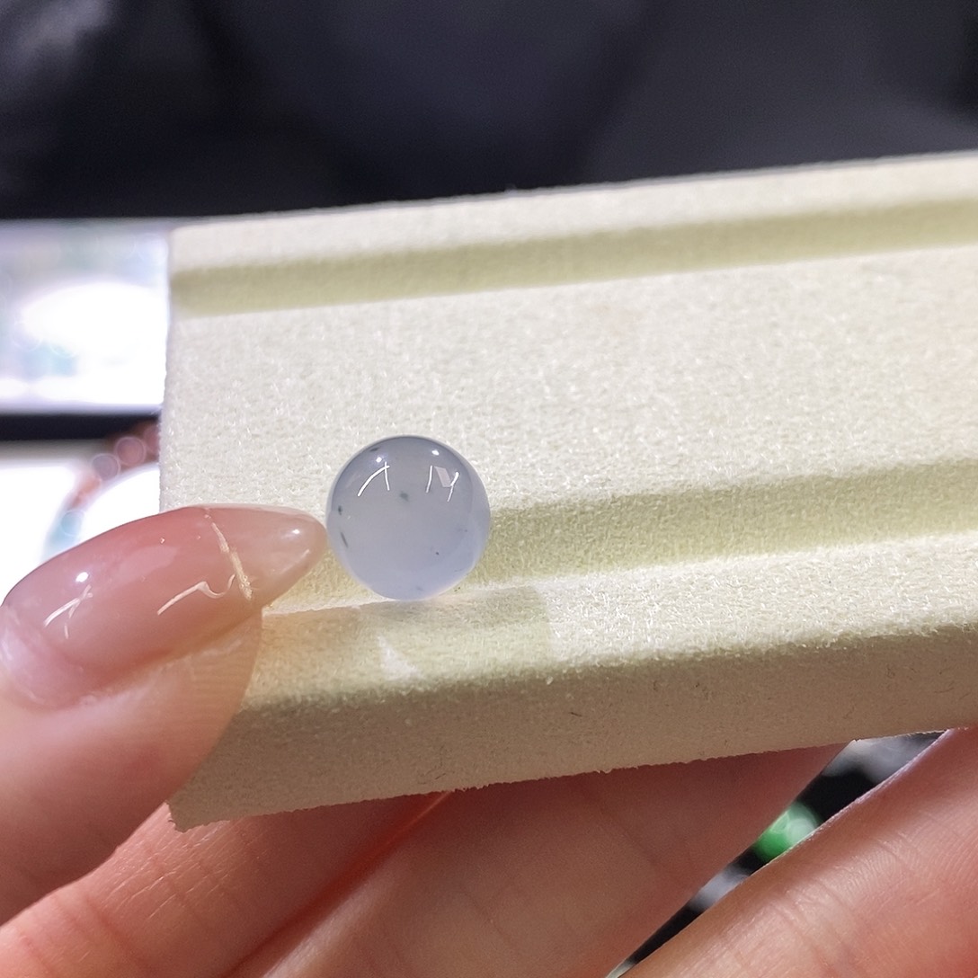 未镶嵌挂件翡翠云**生卡9.4买断