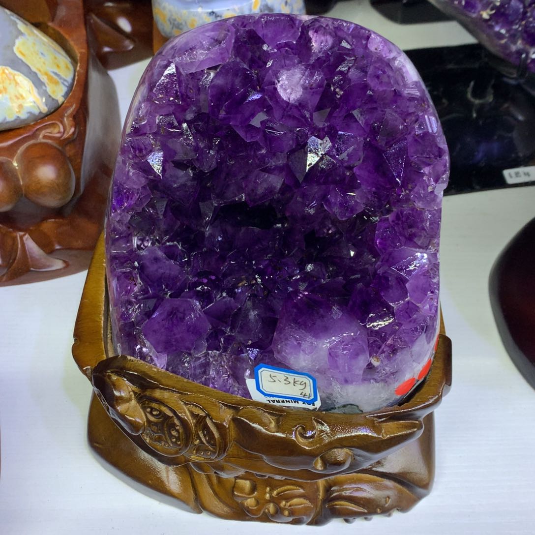 紫晶摆件未镶嵌莹