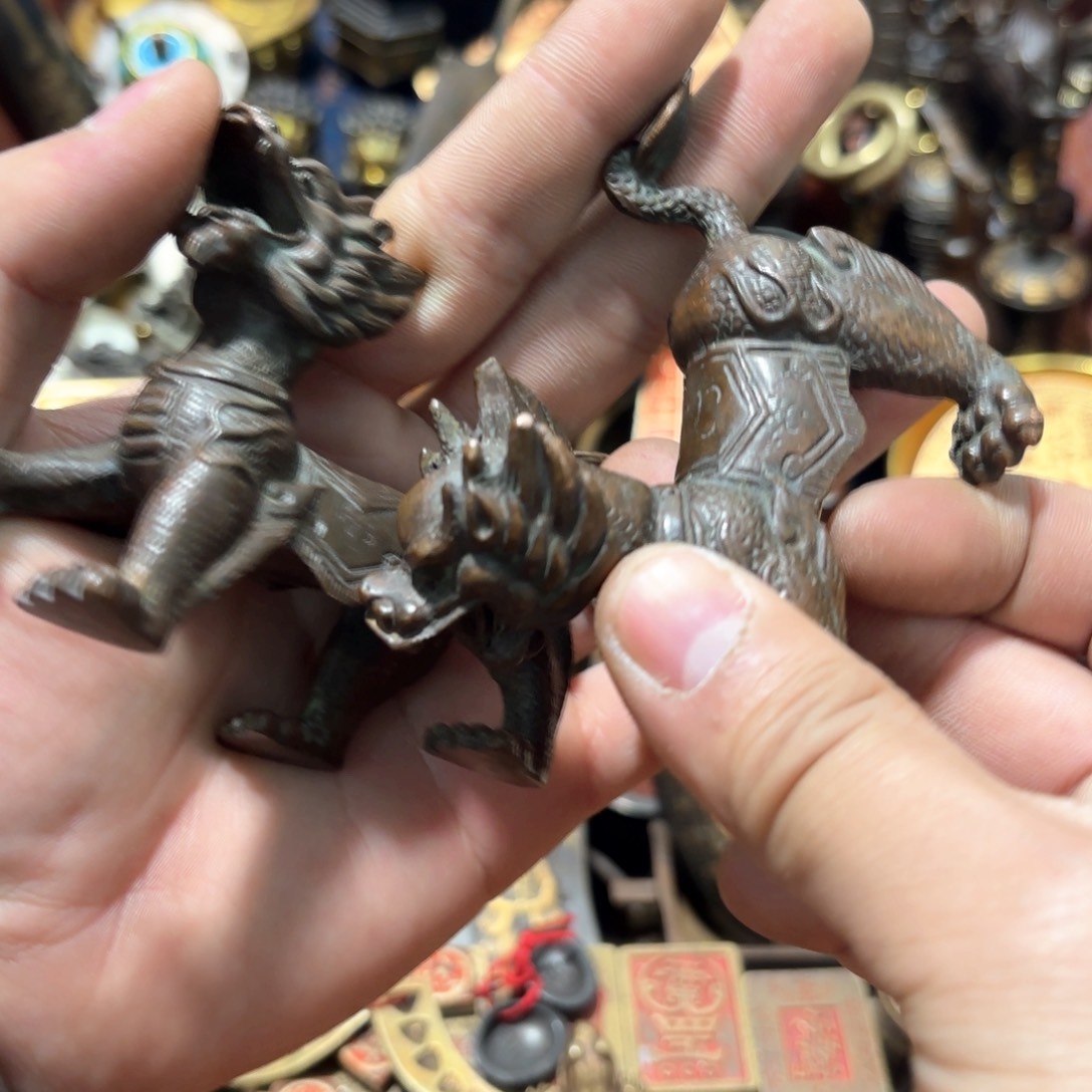 铜器摆件收收藏藏