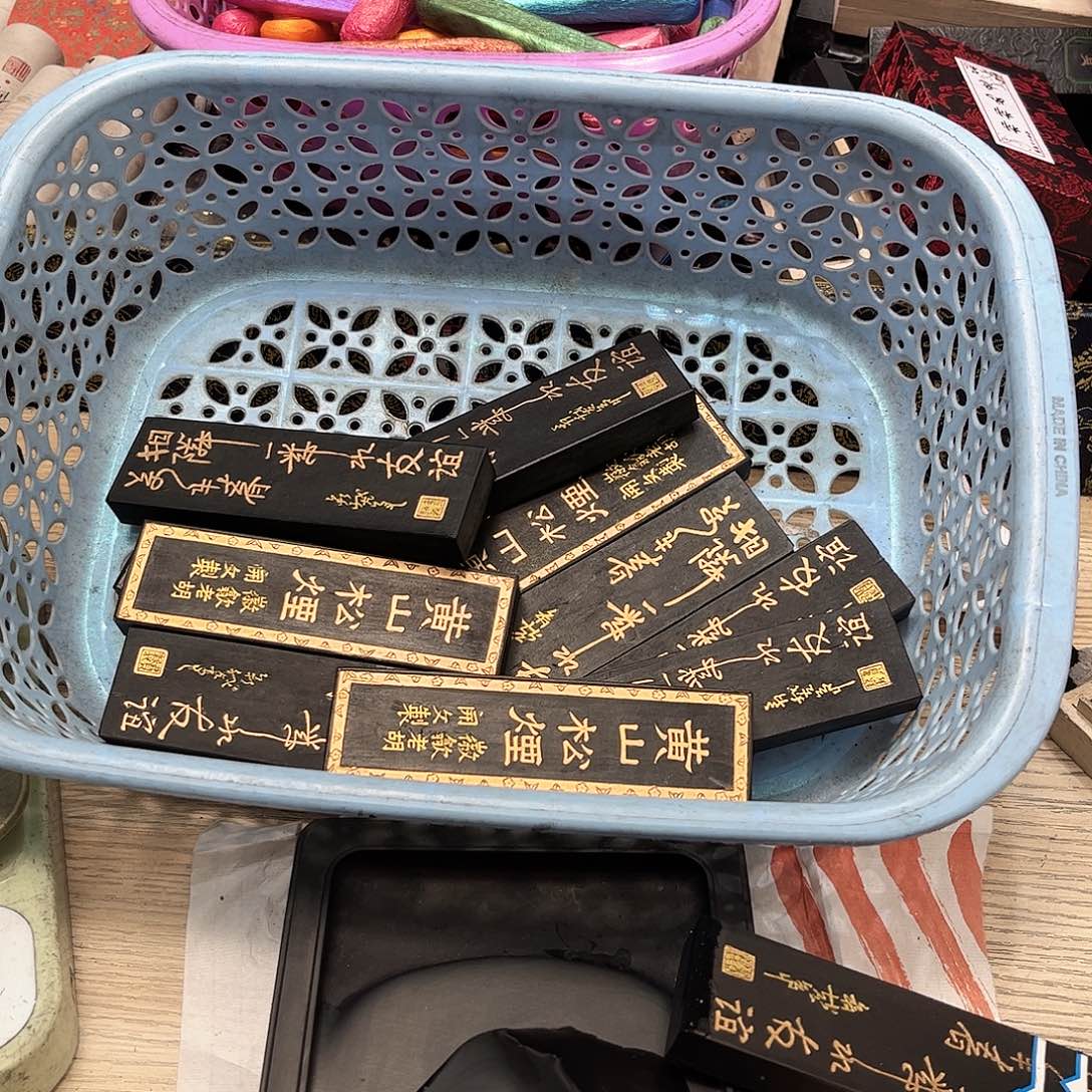 凤***歌哈哈哈哈哈刚刚差价