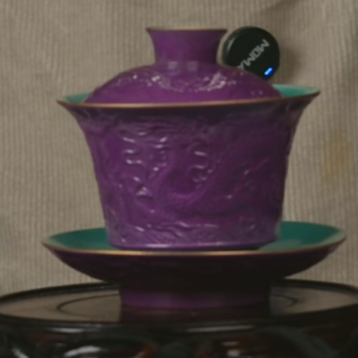 M茄皮紫釉模印云龙纹三才盖碗