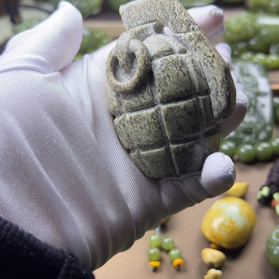 岫岩老玉（透闪石质玉）未镶嵌挂件