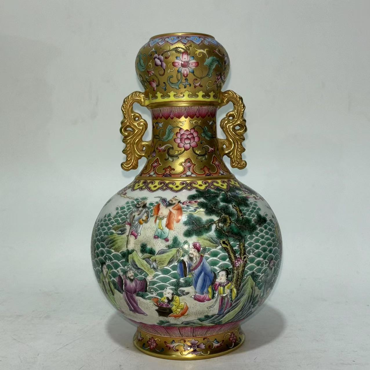 珐琅加粉彩八仙过海人物故事图双耳蒜头瓶JD2502-250