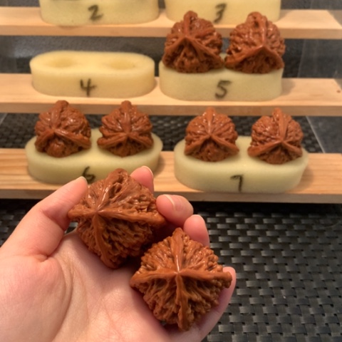 吊坠猴头核桃心****命四棱