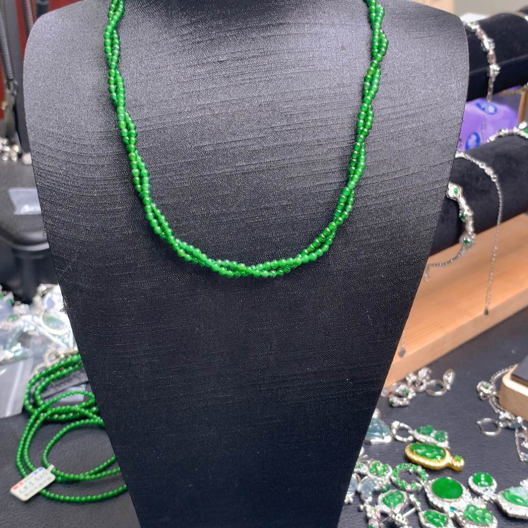 翡翠手链未镶嵌天然翡翠