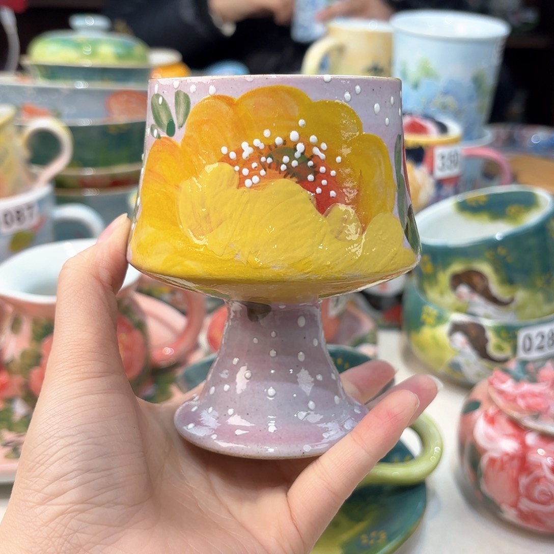 瓷片兔兔好可爱呀打
