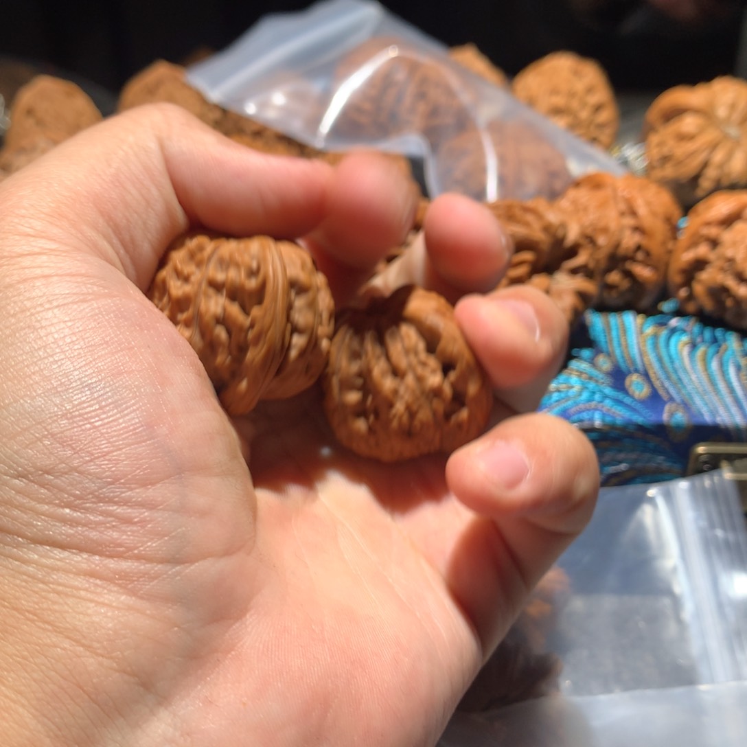 猴头核桃吊坠W****m457899999999999