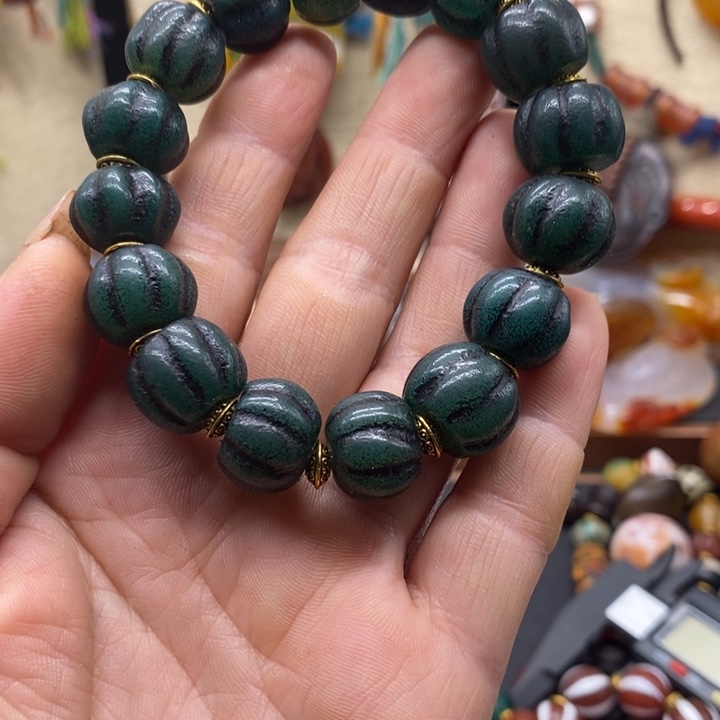 玛瑙/玉髓颈饰未镶嵌心****！