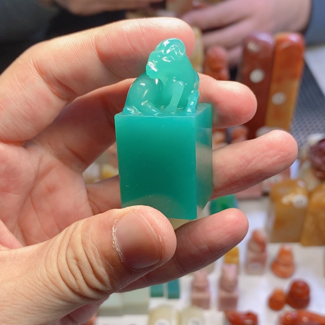 云南石印石云南绿冻石羊2.2*2.2包刻字