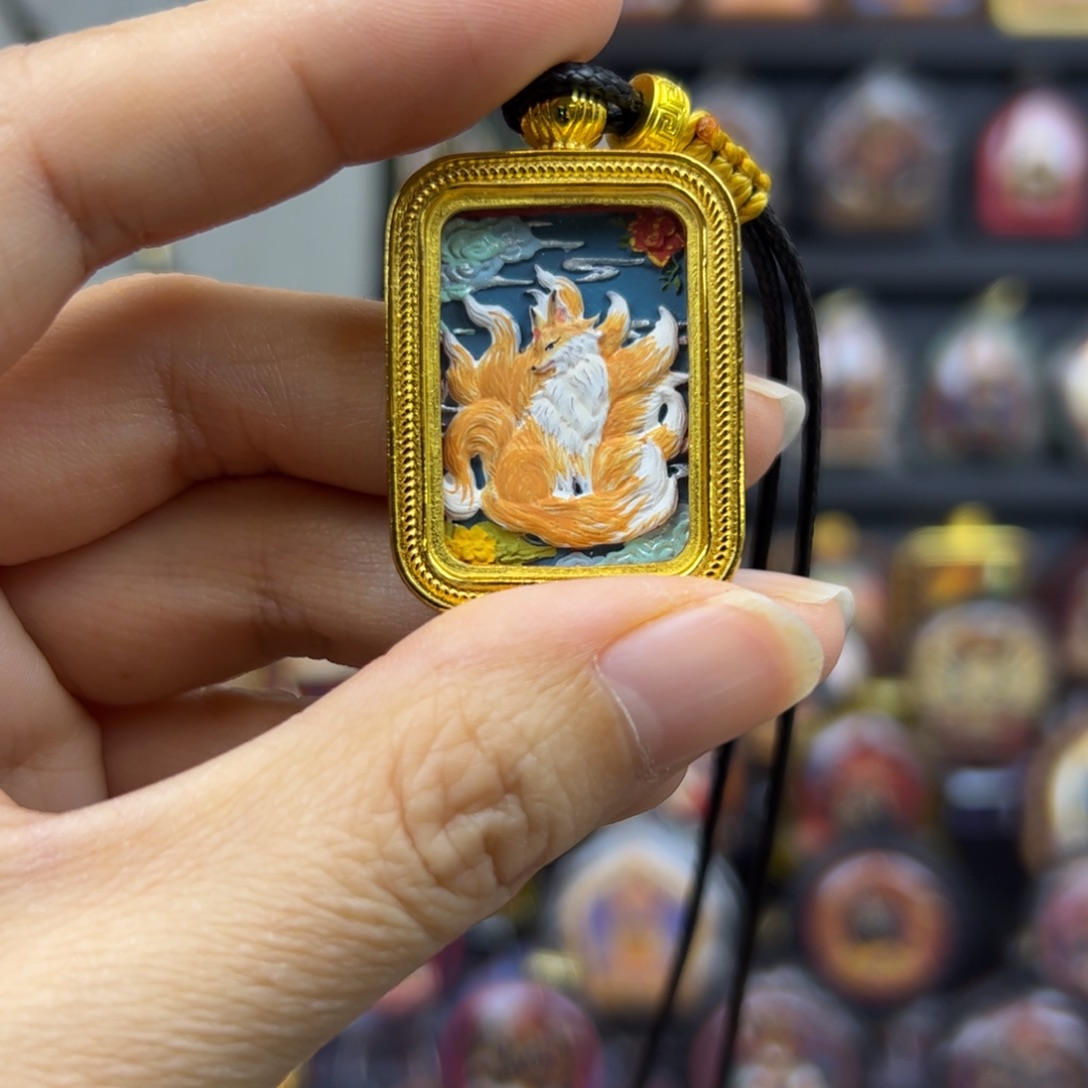 黄铜手绘擦擦九尾