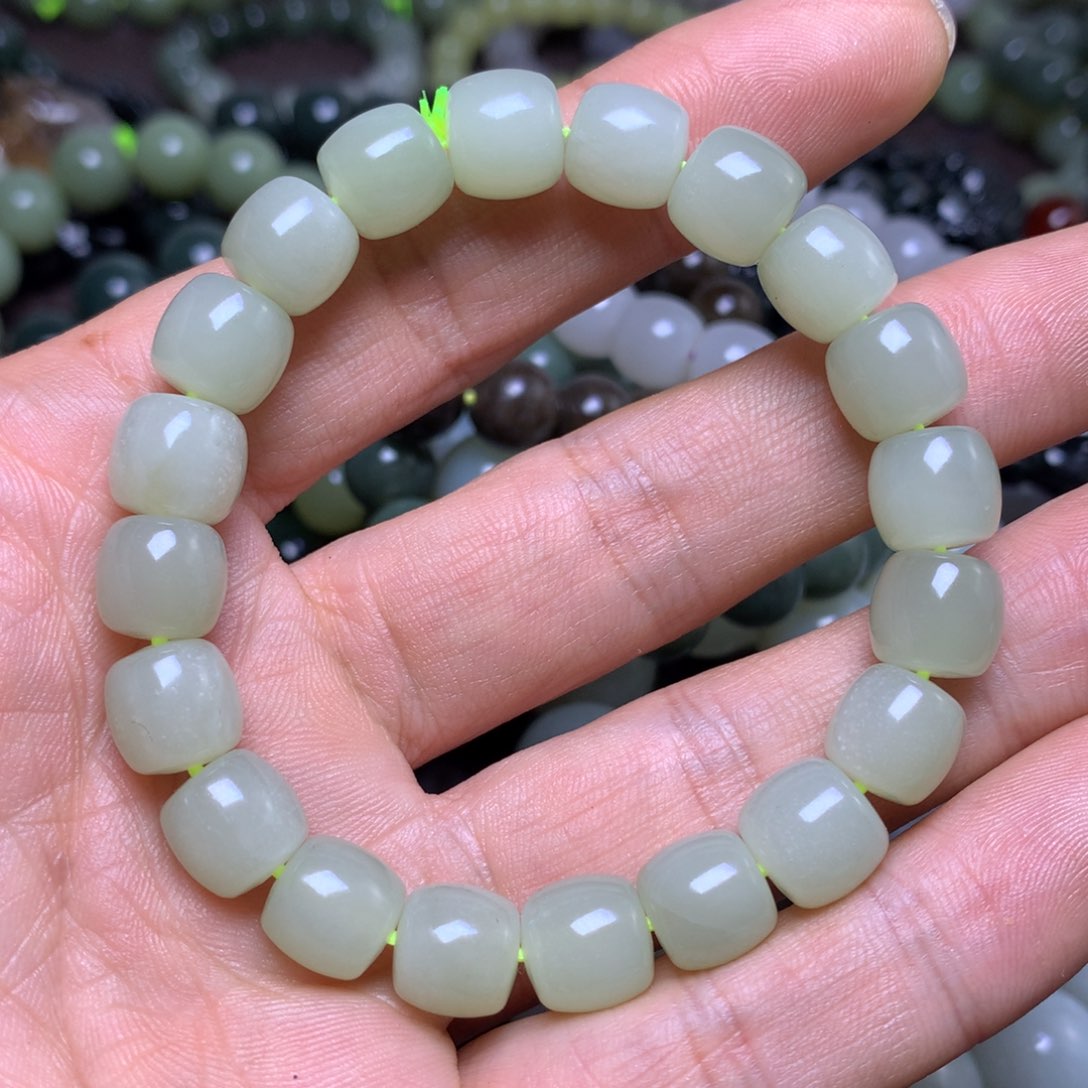 未镶嵌手串和田玉10