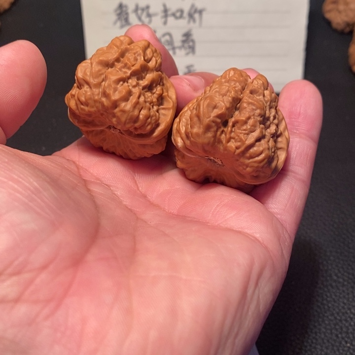 文玩核桃吊坠神**人000000039