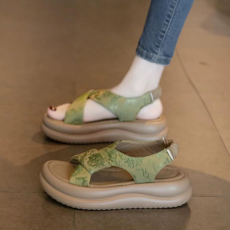 夏季网红凉鞋外穿厚底露趾ins百搭时尚休闲鞋202