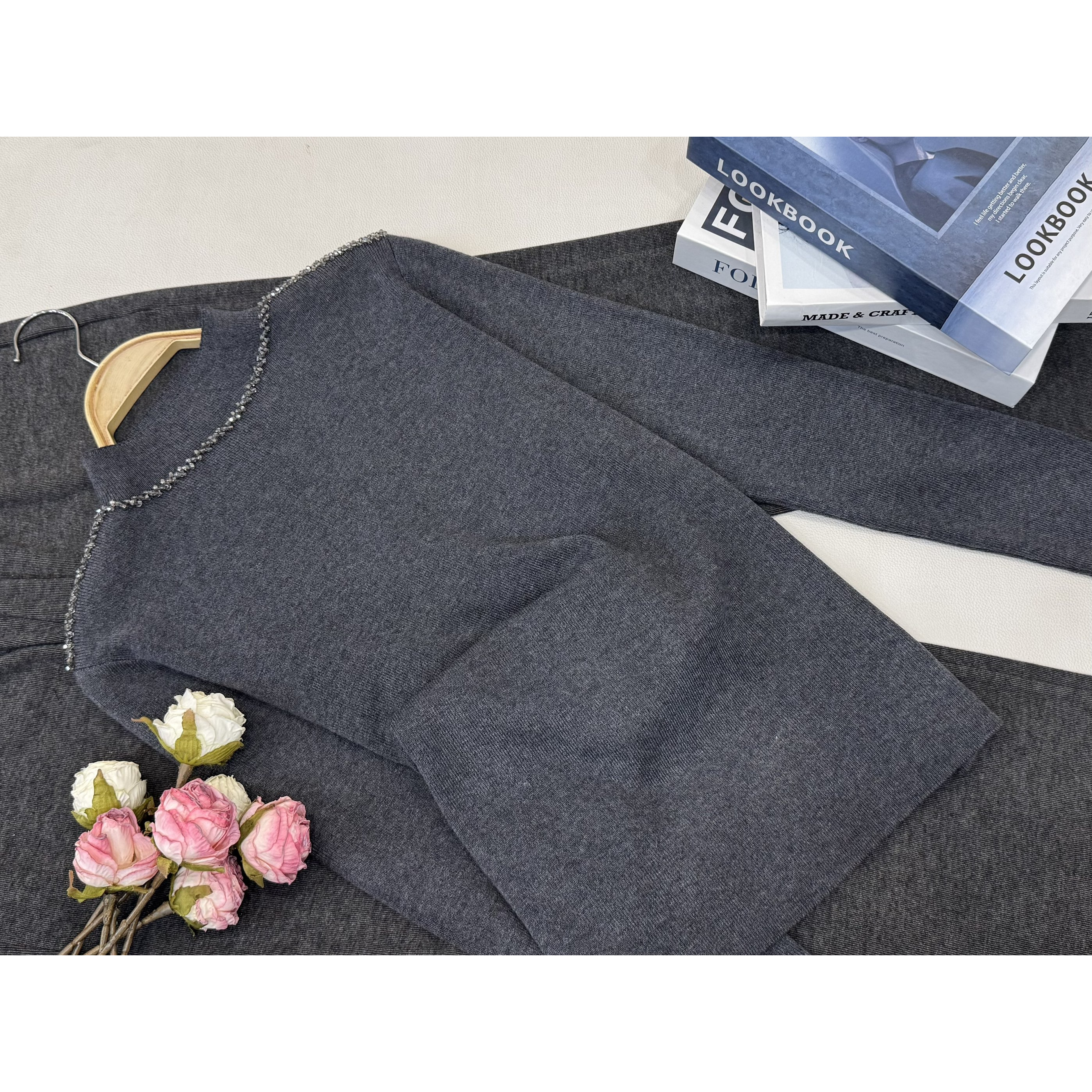 【灰色串珠打底衫】秋冬新款时尚长袖针织上衣QC6014